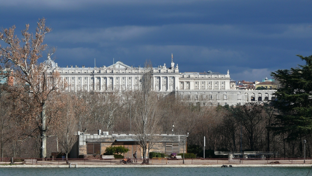 Monumentálny Palacio Real vlastní aj originálnu zbierku hudobných nástrojov firmy Stradivarius.